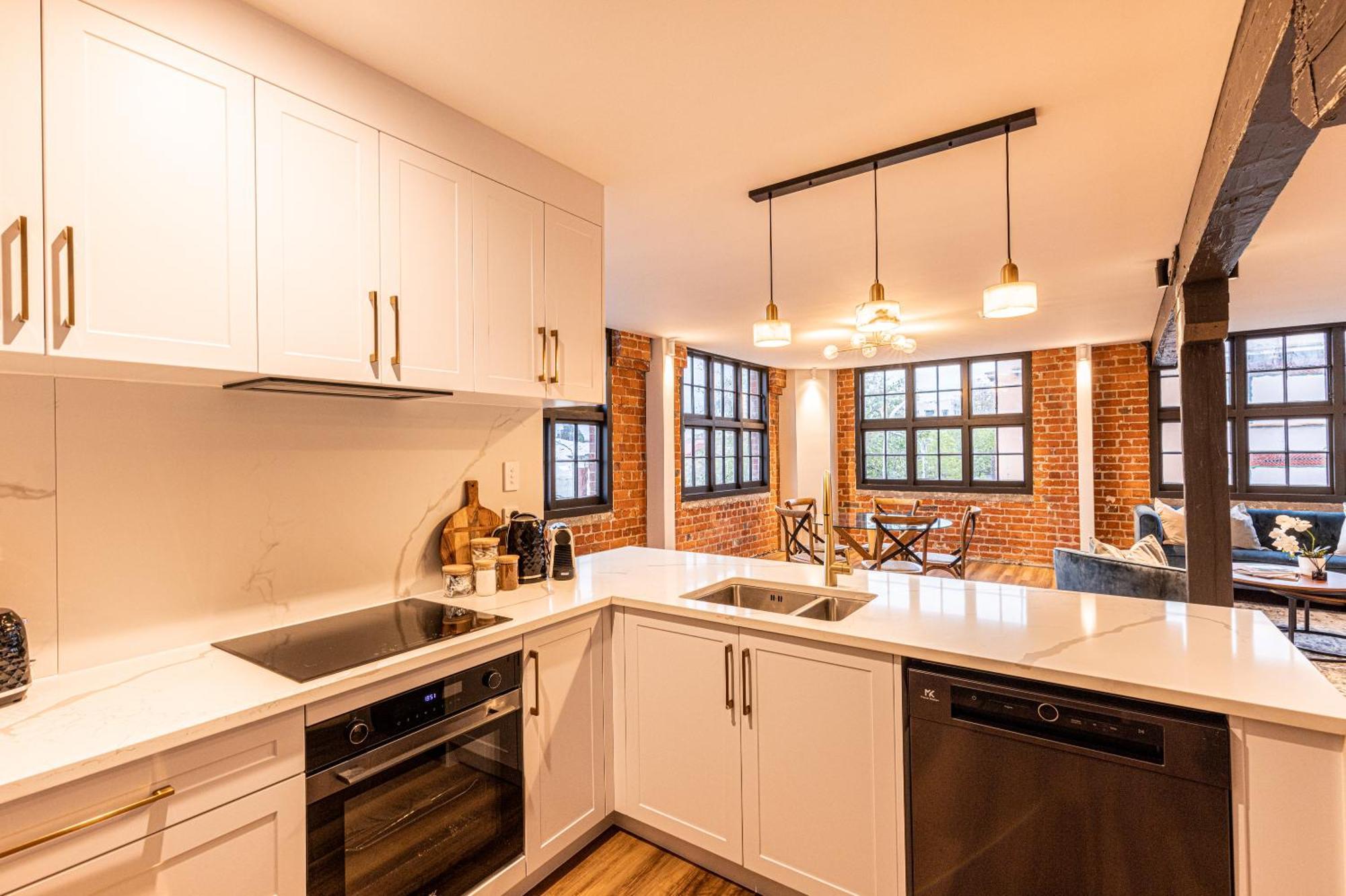Johnston Apartments - Award-Winning Building, Your Unforgettable Stay Whanganui Bagian luar foto