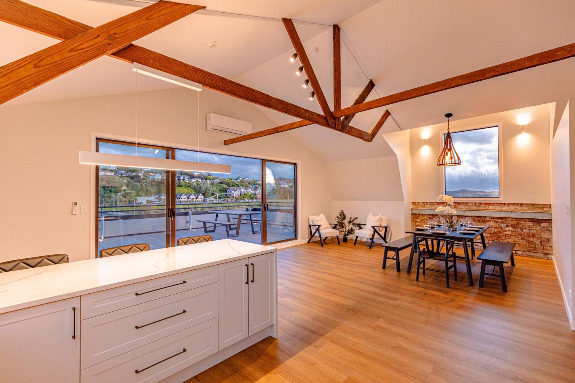 Johnston Apartments - Award-Winning Building, Your Unforgettable Stay Whanganui Bagian luar foto
