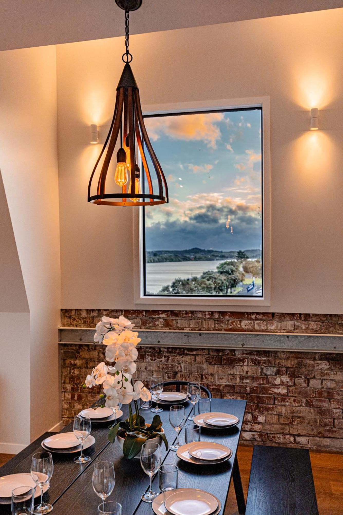Johnston Apartments - Award-Winning Building, Your Unforgettable Stay Whanganui Bagian luar foto
