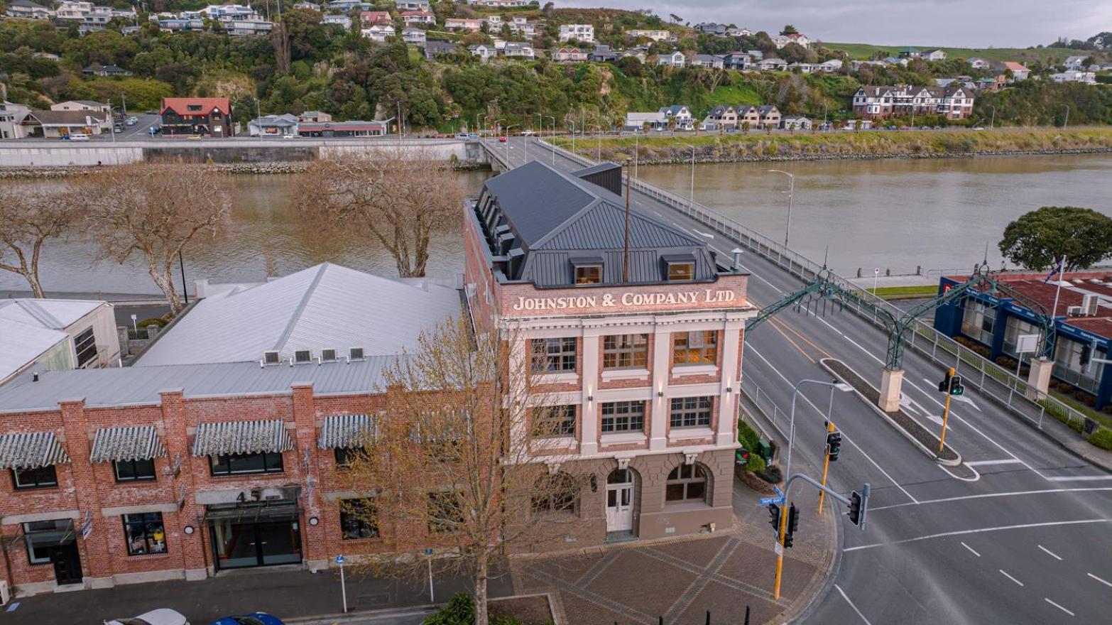 Johnston Apartments - Award-Winning Building, Your Unforgettable Stay Whanganui Bagian luar foto